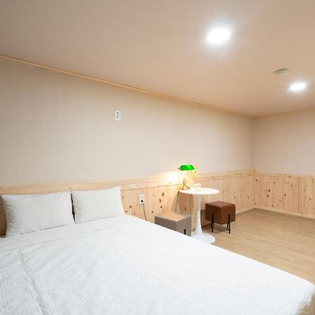 New Jeju Hotel Esterno foto