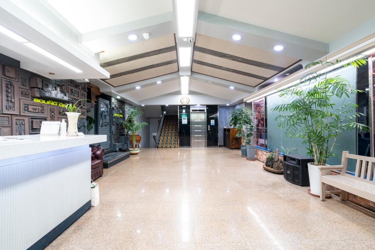 New Jeju Hotel Esterno foto