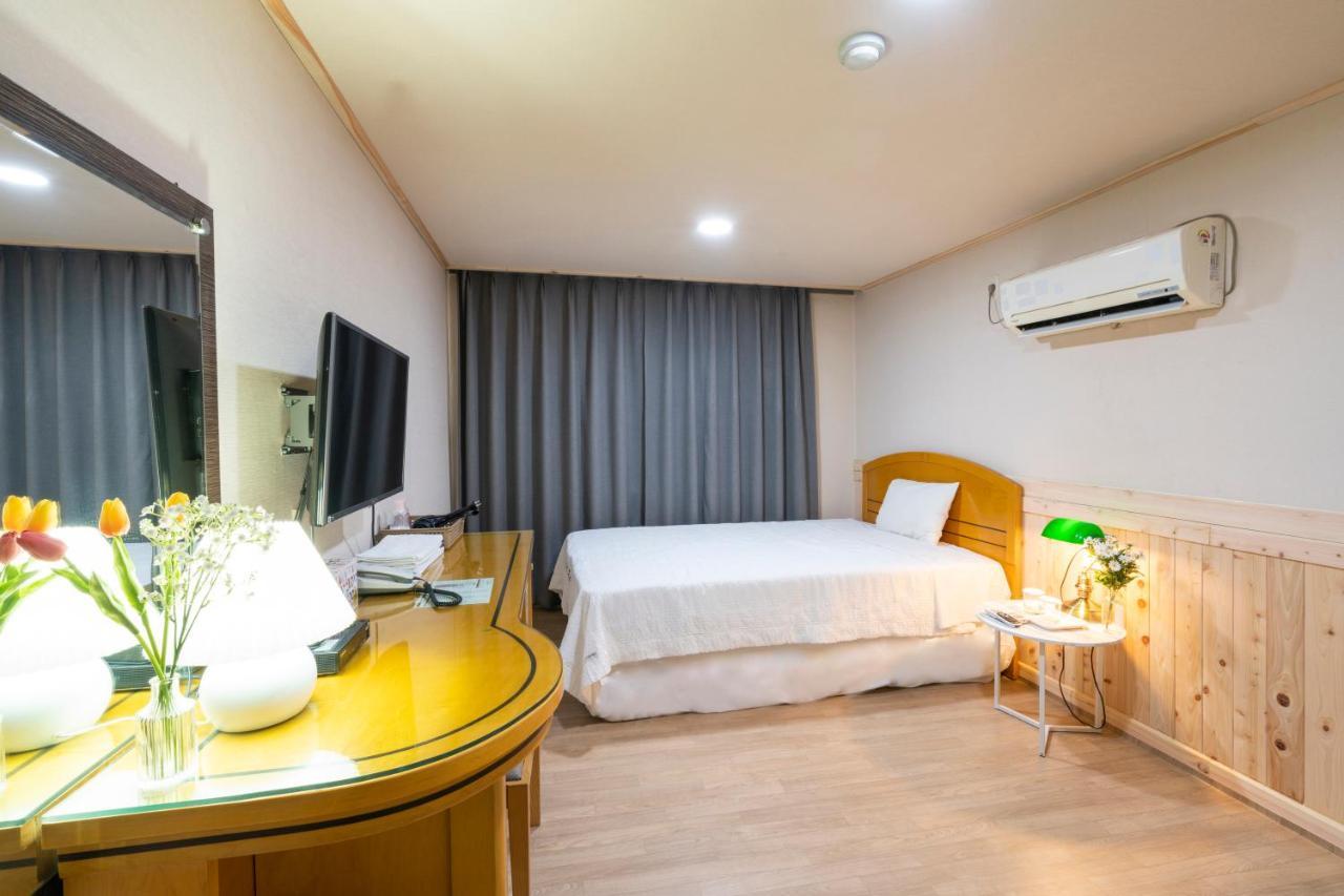 New Jeju Hotel Esterno foto
