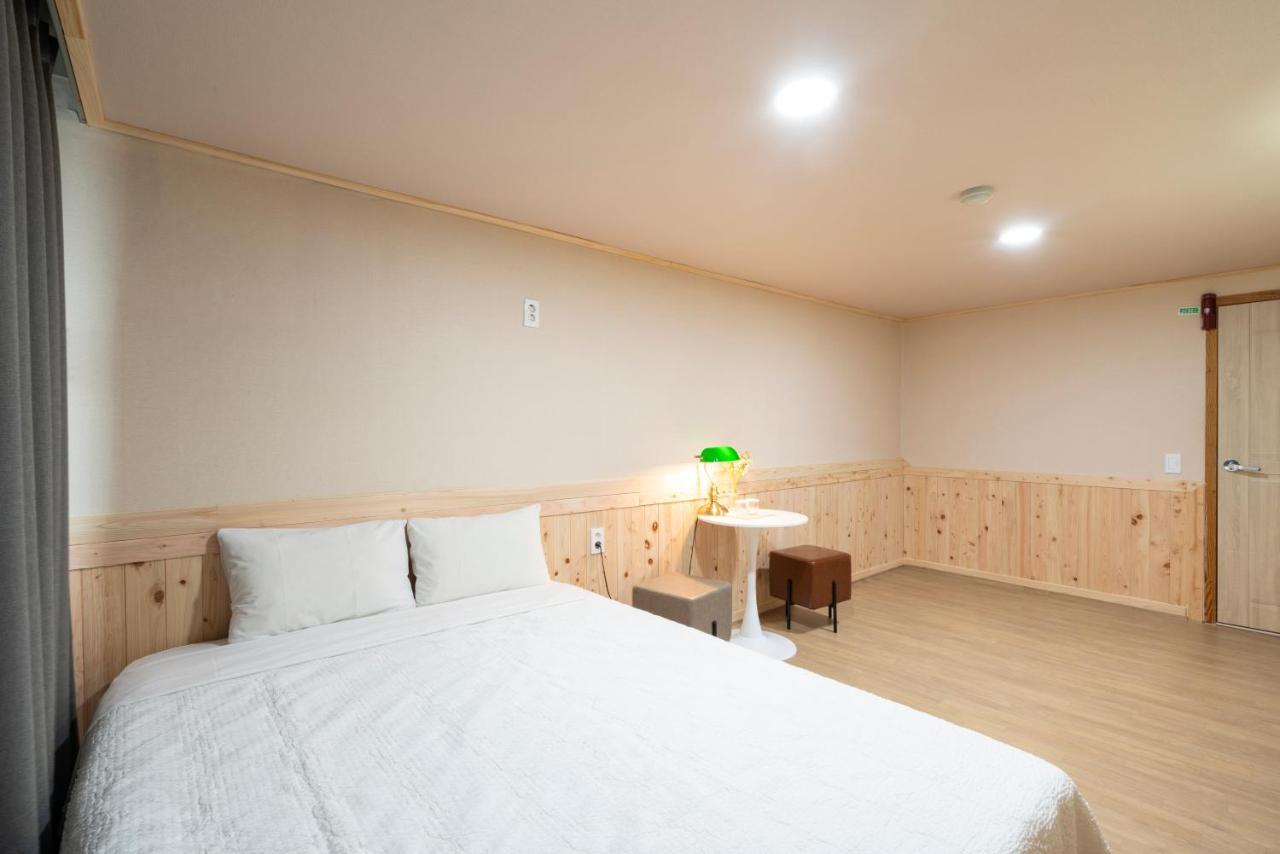 New Jeju Hotel Esterno foto