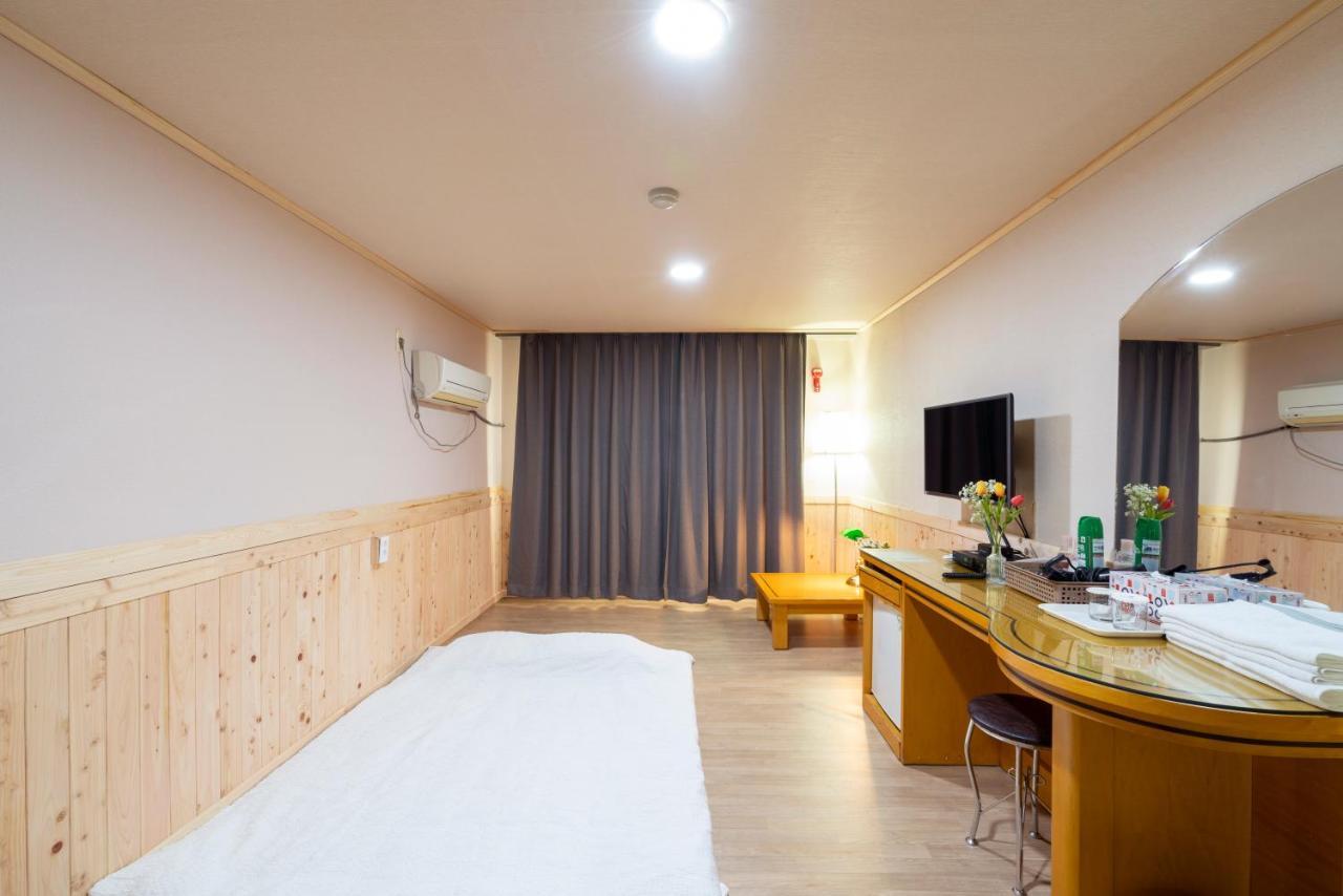 New Jeju Hotel Esterno foto