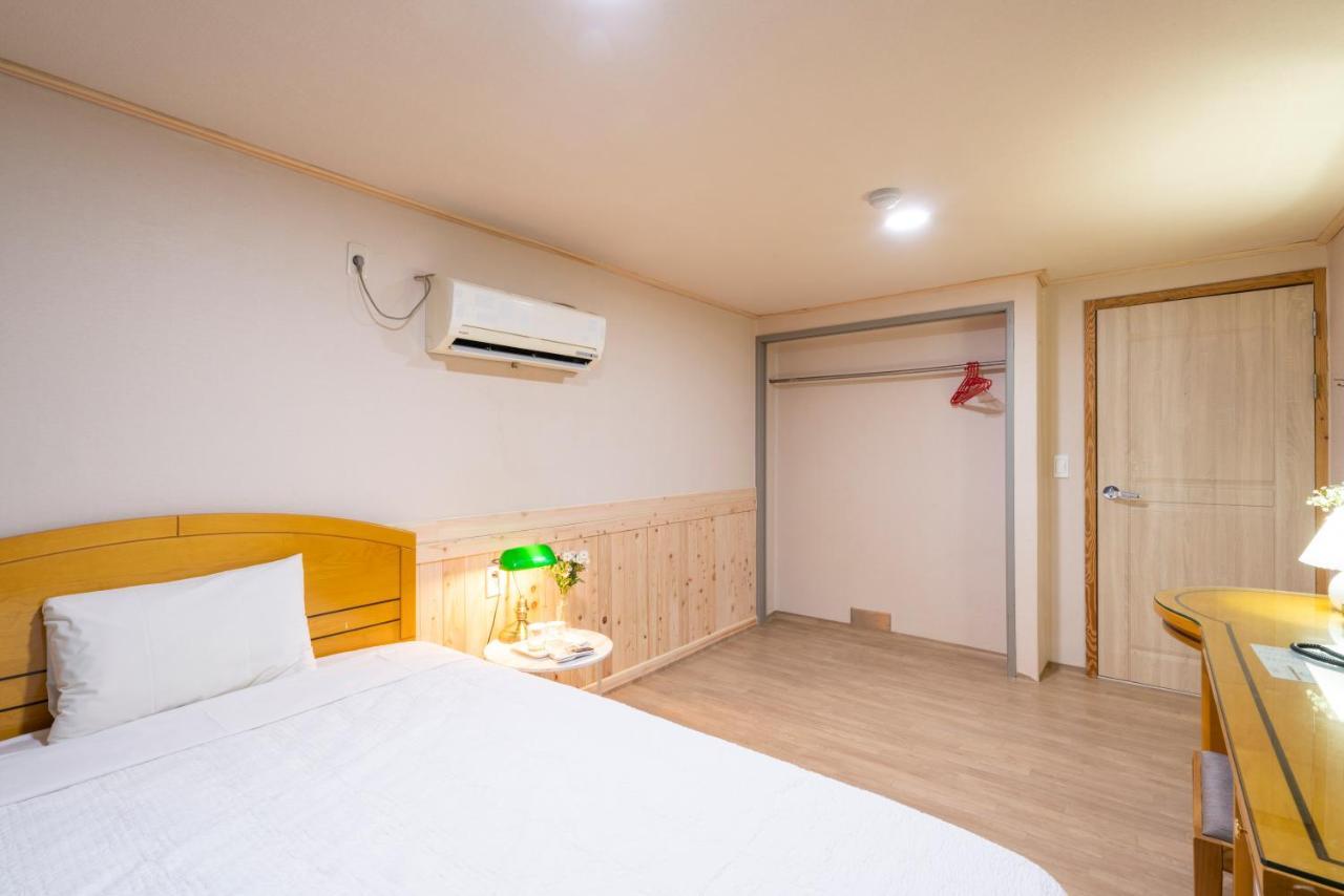 New Jeju Hotel Esterno foto