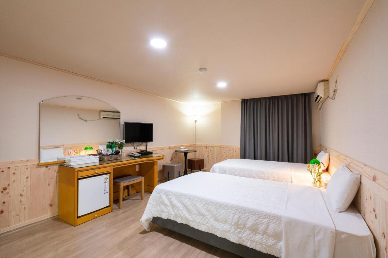 New Jeju Hotel Esterno foto